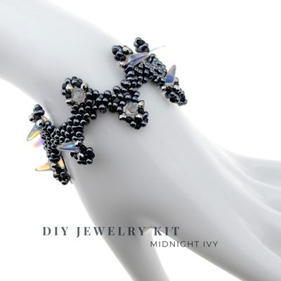 DIY-Schmuckset „Midnight Ivy“ – Armband mit Dornenperlen & Efeuglanz selbst gestalten
