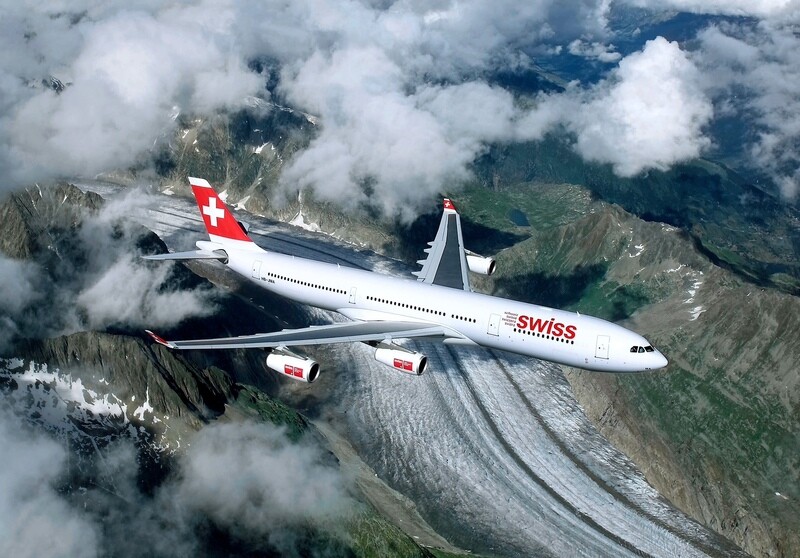 Aviatik / AIRBUS A340 OVER ICE STREAM ALETSCH / (S) (M) (L) / Ab CHF 44.00