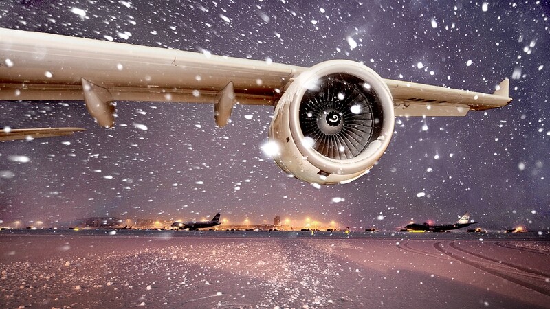 Aviatik / DEEP SNOWY ZURICH AIRPORT / (S) (M) (L) / Ab CHF 44.00