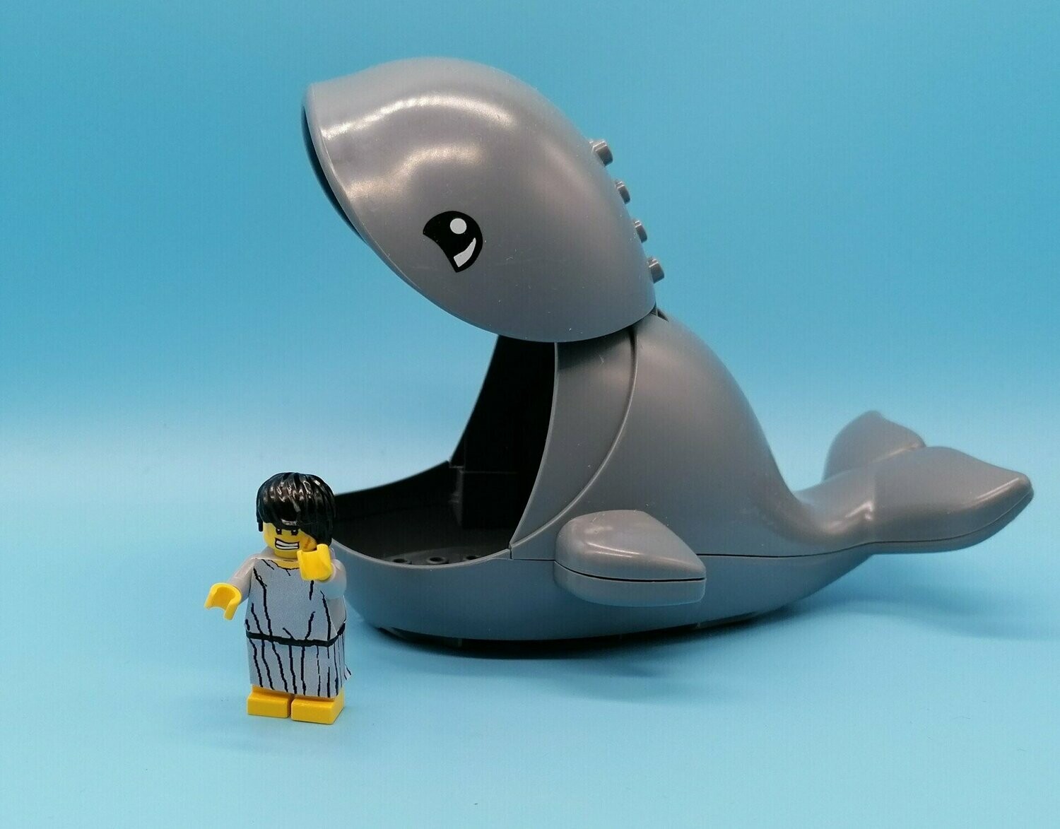 Jona Minifigur mit Wal Jona Minifigur mit Wal