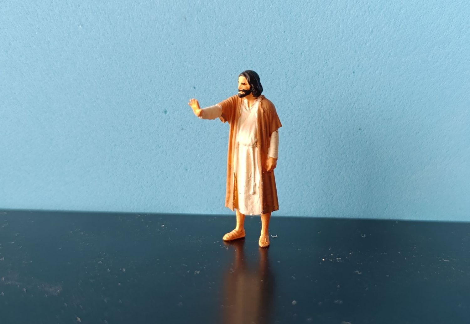 Jesus gebietet Figur 1/50 unbemalt Jesus gebietet Figur 1/50 unbemalt