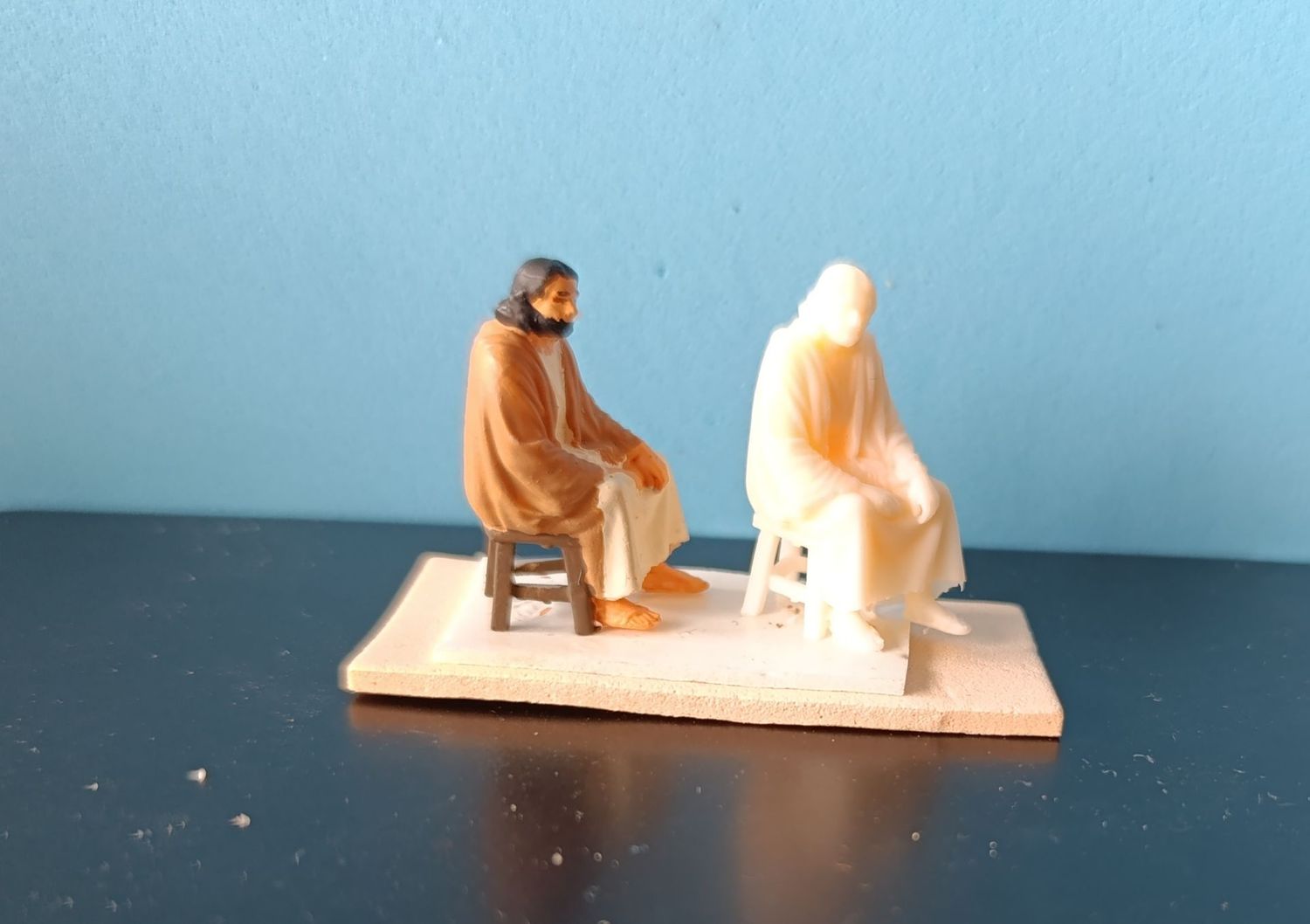 Jesus auf Stuhl Figur 1/50 unbemalt Jesus auf Stuhl Figur 1/50 unbemalt