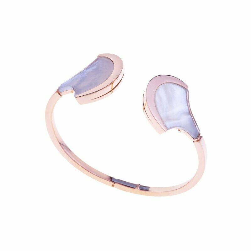 Rose gold with mother of pearl