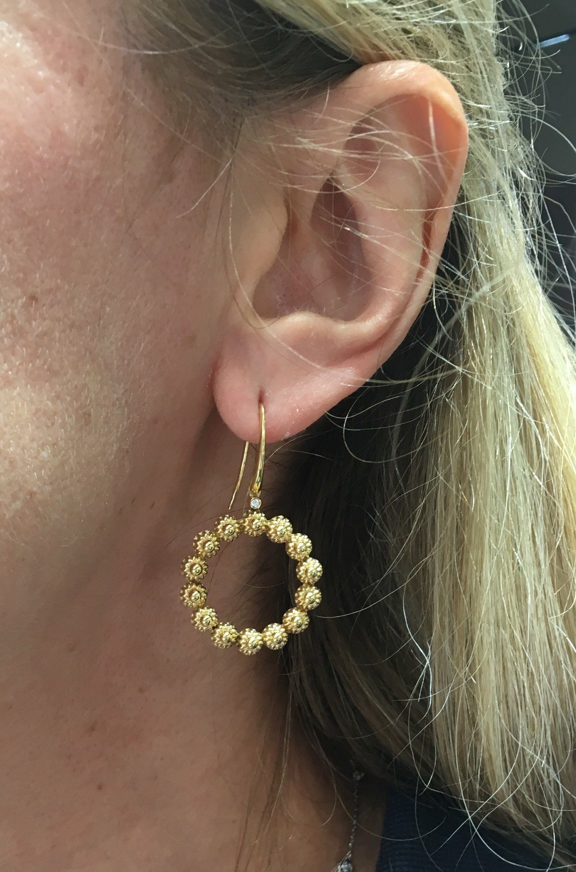 Yellow gold with flower rings