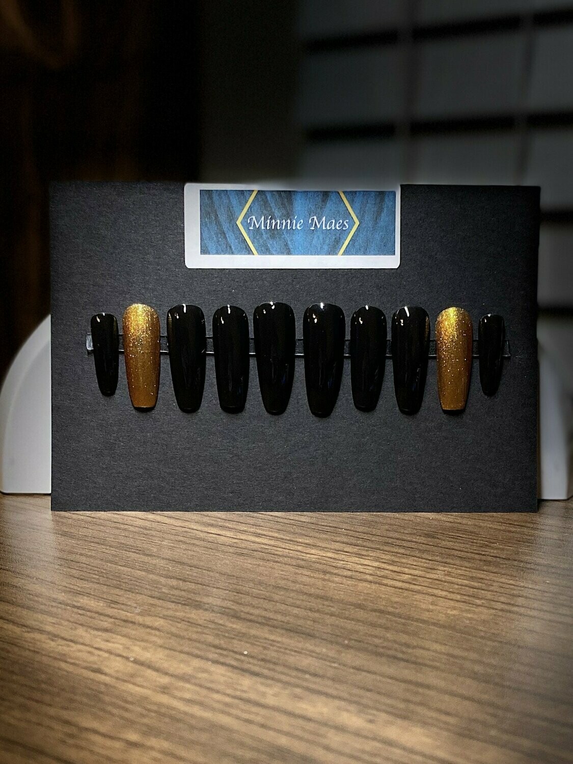 BLACK AND GOLD BLACK AND GOLD
