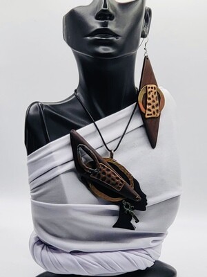 NECKLACE & EARRING SETS