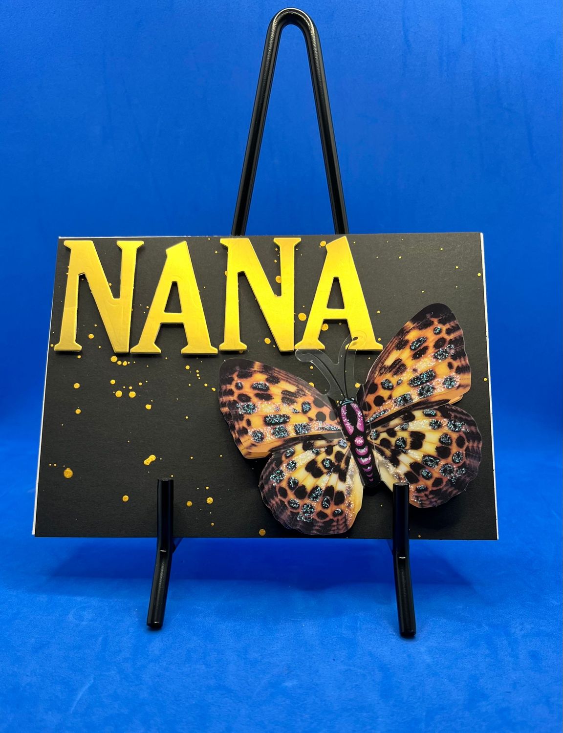 NANA NANA