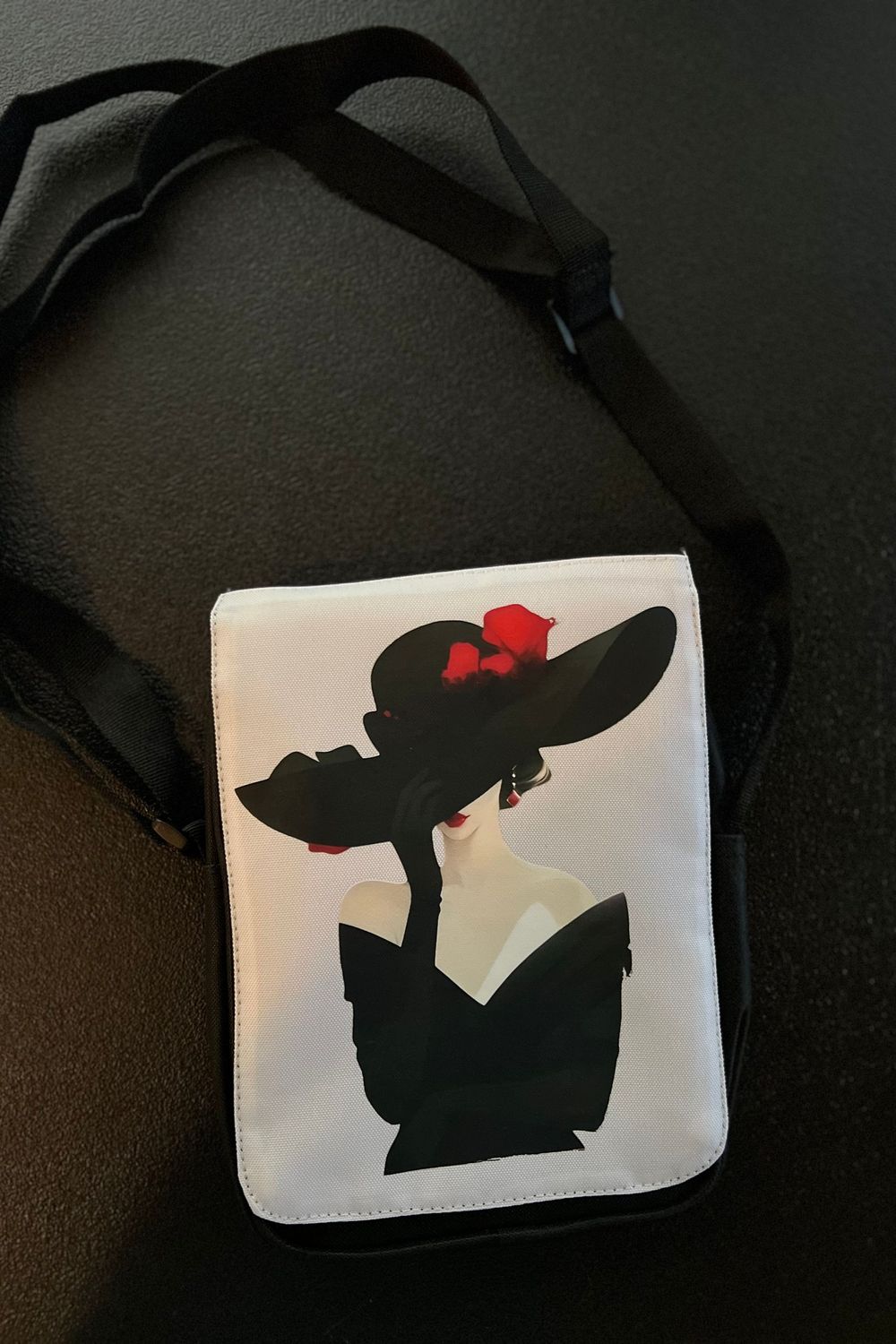 BLACK HAT BLACK HAT