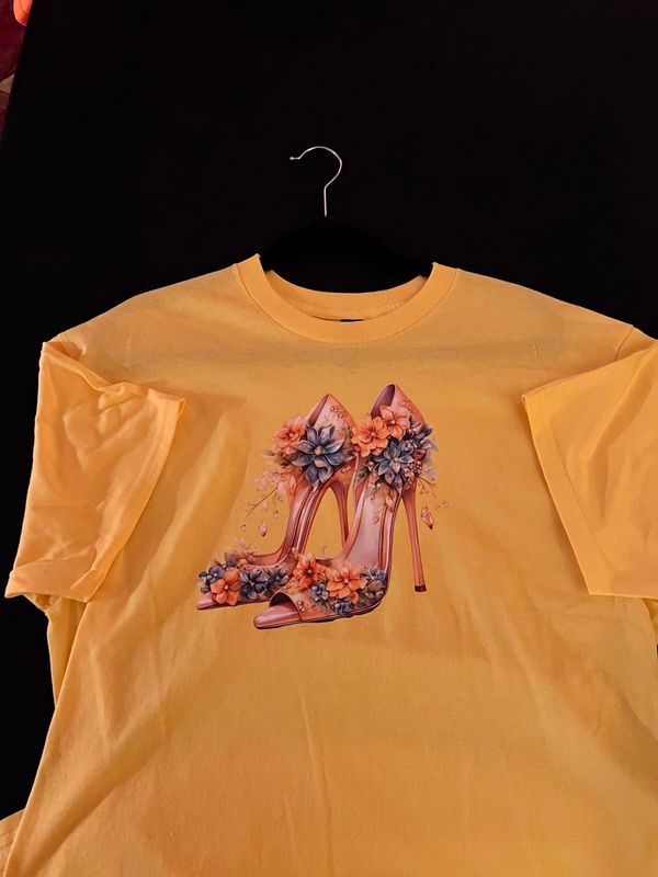 Size Large Yellow Shirt Size Large Yellow Shirt