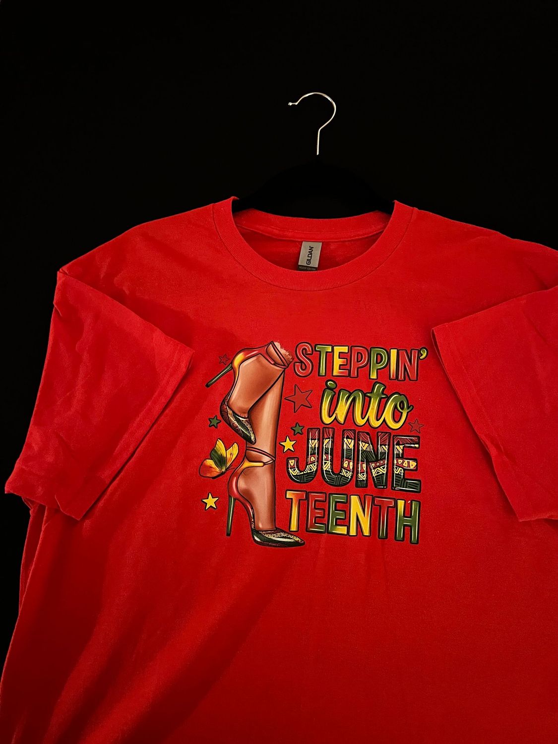 Size Large Red Shirt Size Large Red Shirt
