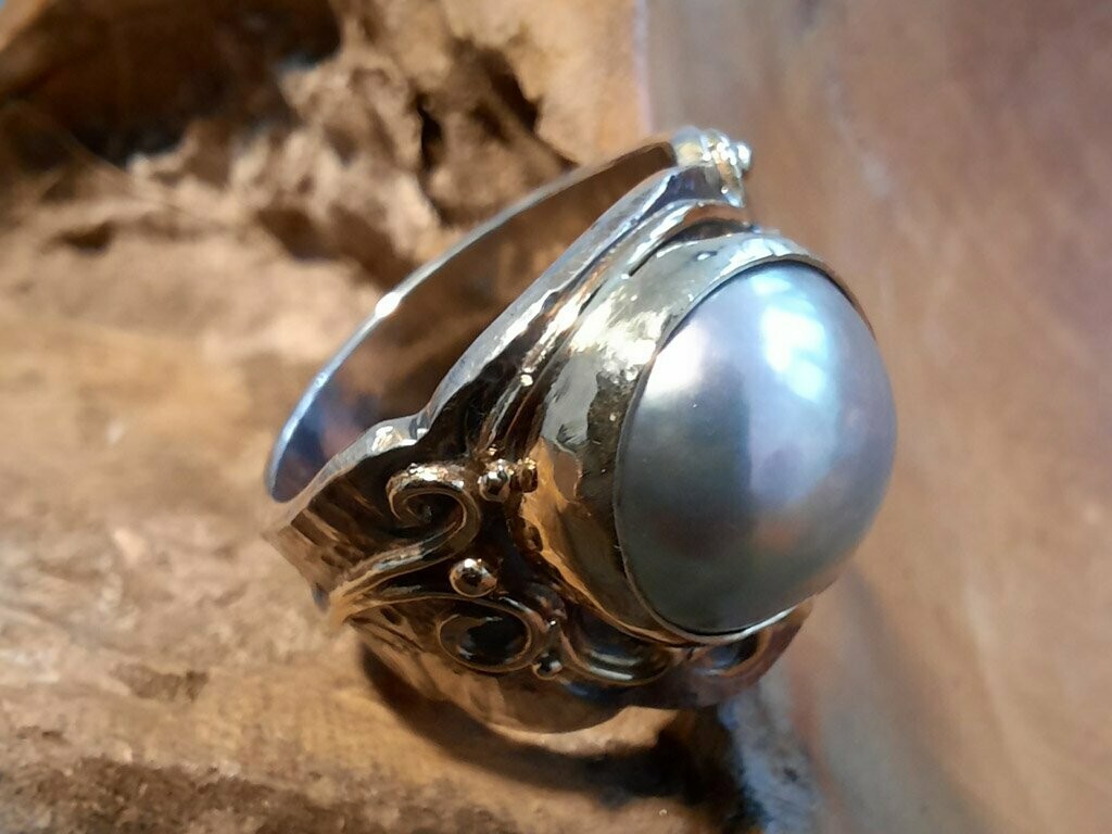 Ring mit Tahitimabéperle