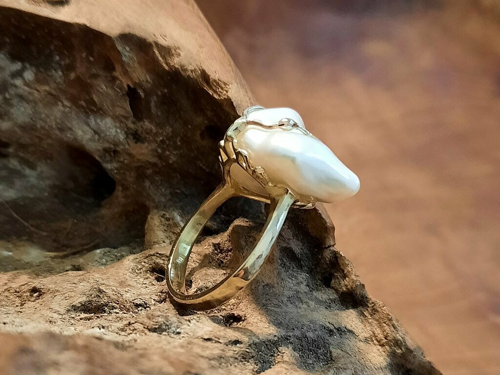 Ring mit Barockperle