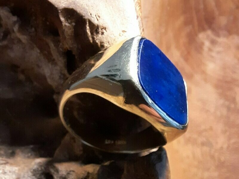 Herrenring mit Lapis-Lazuli Herrenring mit Lapis-Lazuli