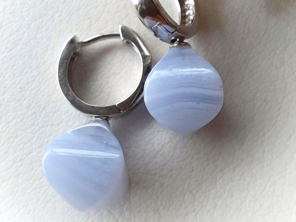 Creolen mit Chalcedon Creolen mit Chalcedon