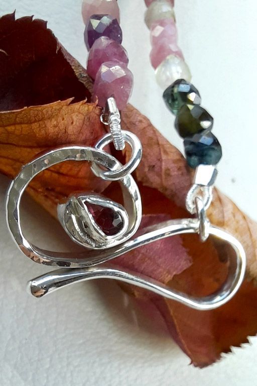 Farbenspiel in Turmalin