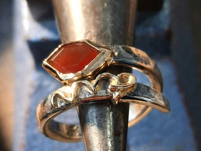 Jungfrau ♍ mit Karneol Jungfrau ♍ mit Karneol