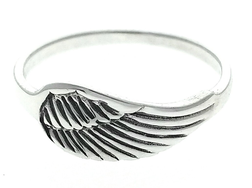 Wing Ring -sizes 5-10
