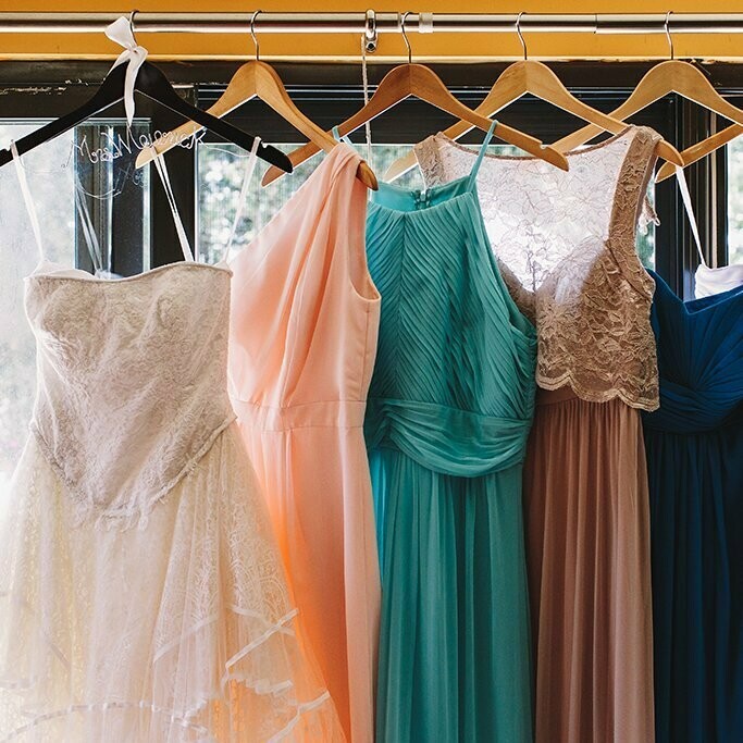 LIMPIEZA VESTIDOS DE FIESTA