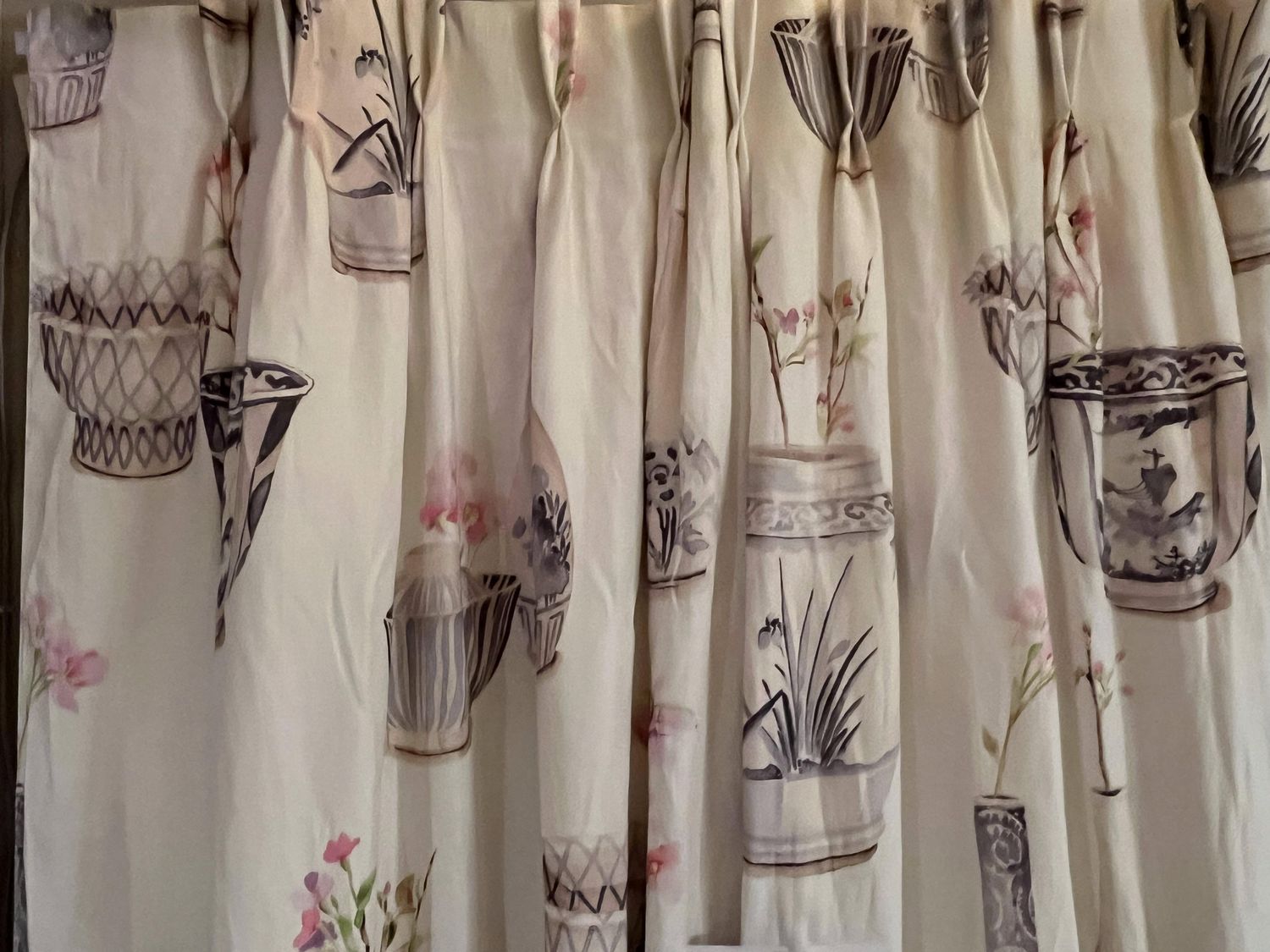 Paires de chutes de tentures Jasmine