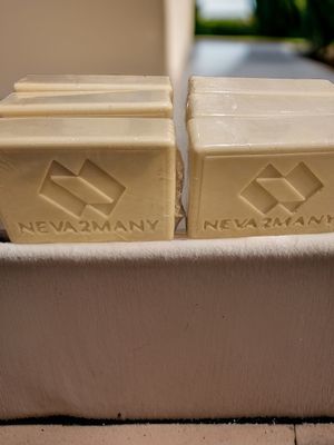 Shea Butter soap/Black Woman Fragrance.  5 oz -D2-