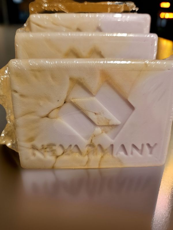 Honey Glycerin/Lavender, mix soap