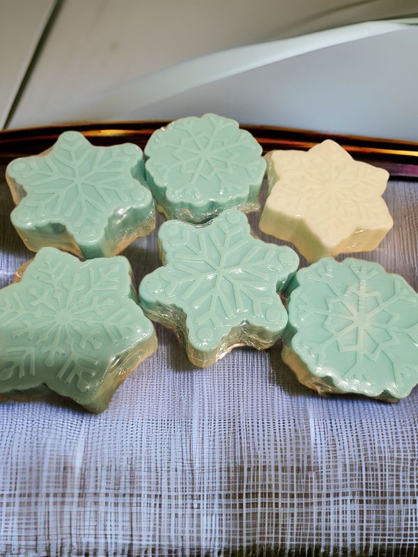 Shea Butter soap/Christmas Wreath fragrance