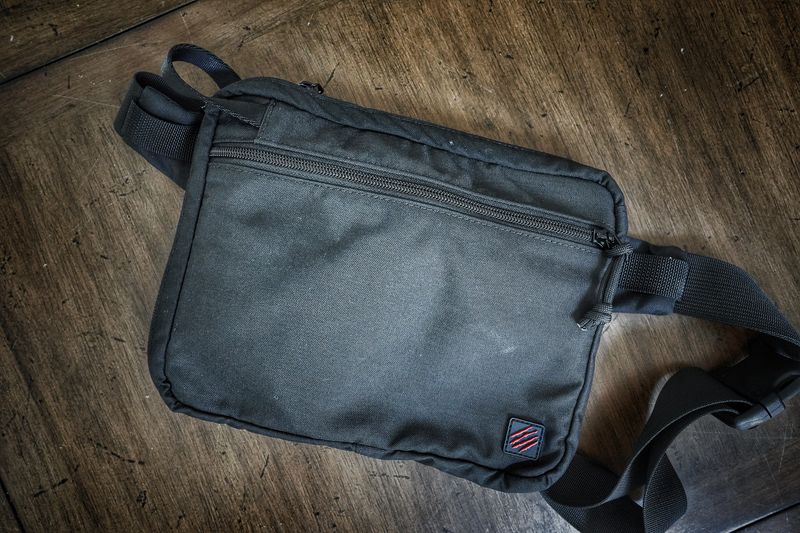 FBAG XL  BLACK LEFT HAND