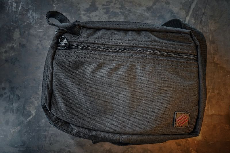 FBAG  BLACK