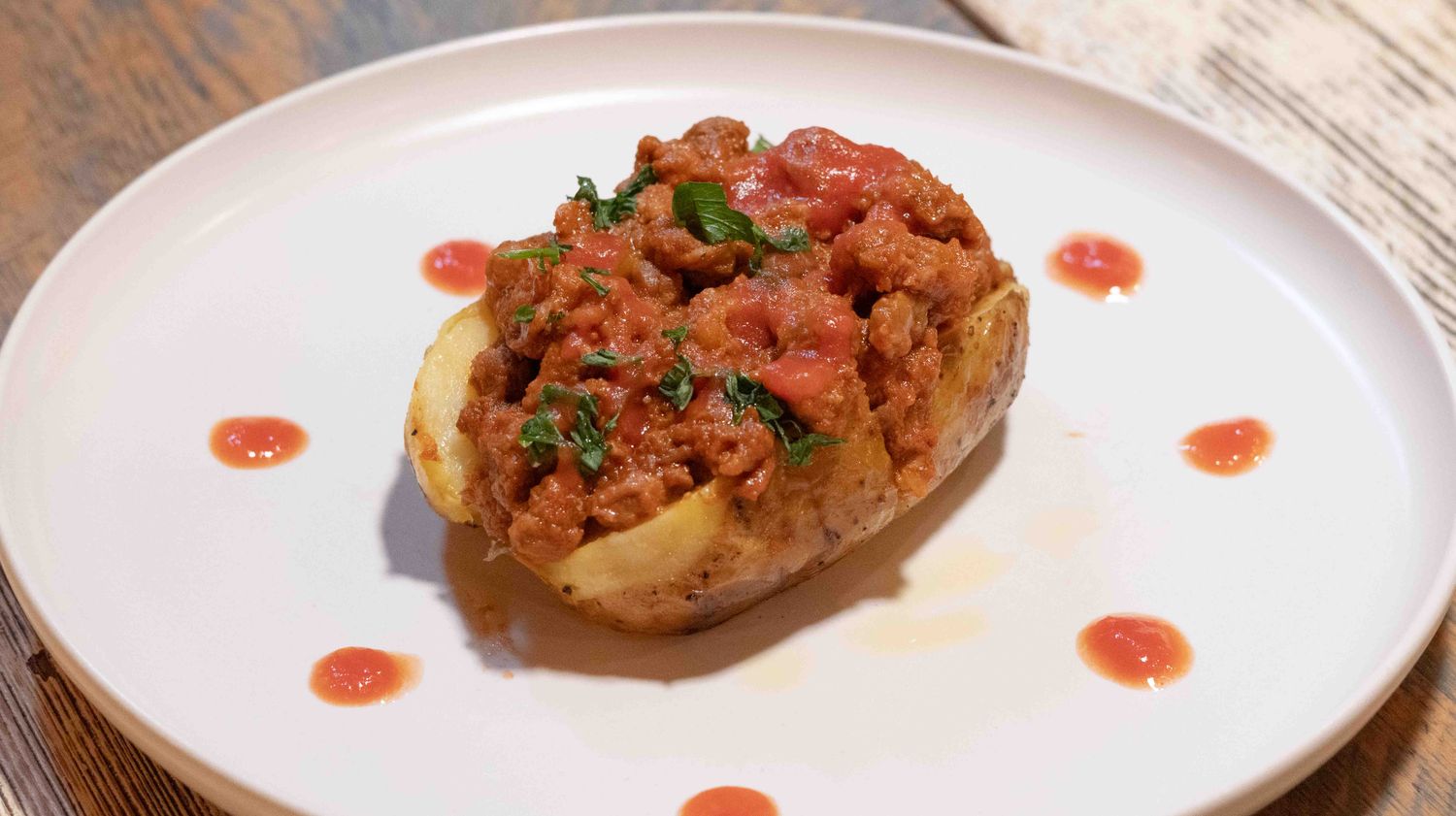 JACKED POTATO CON RAGU' DI SCOTTONA