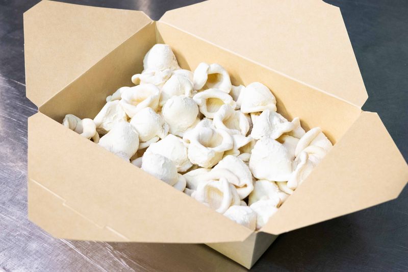 Orecchiettoni di Semola fatte in casa (gelo)