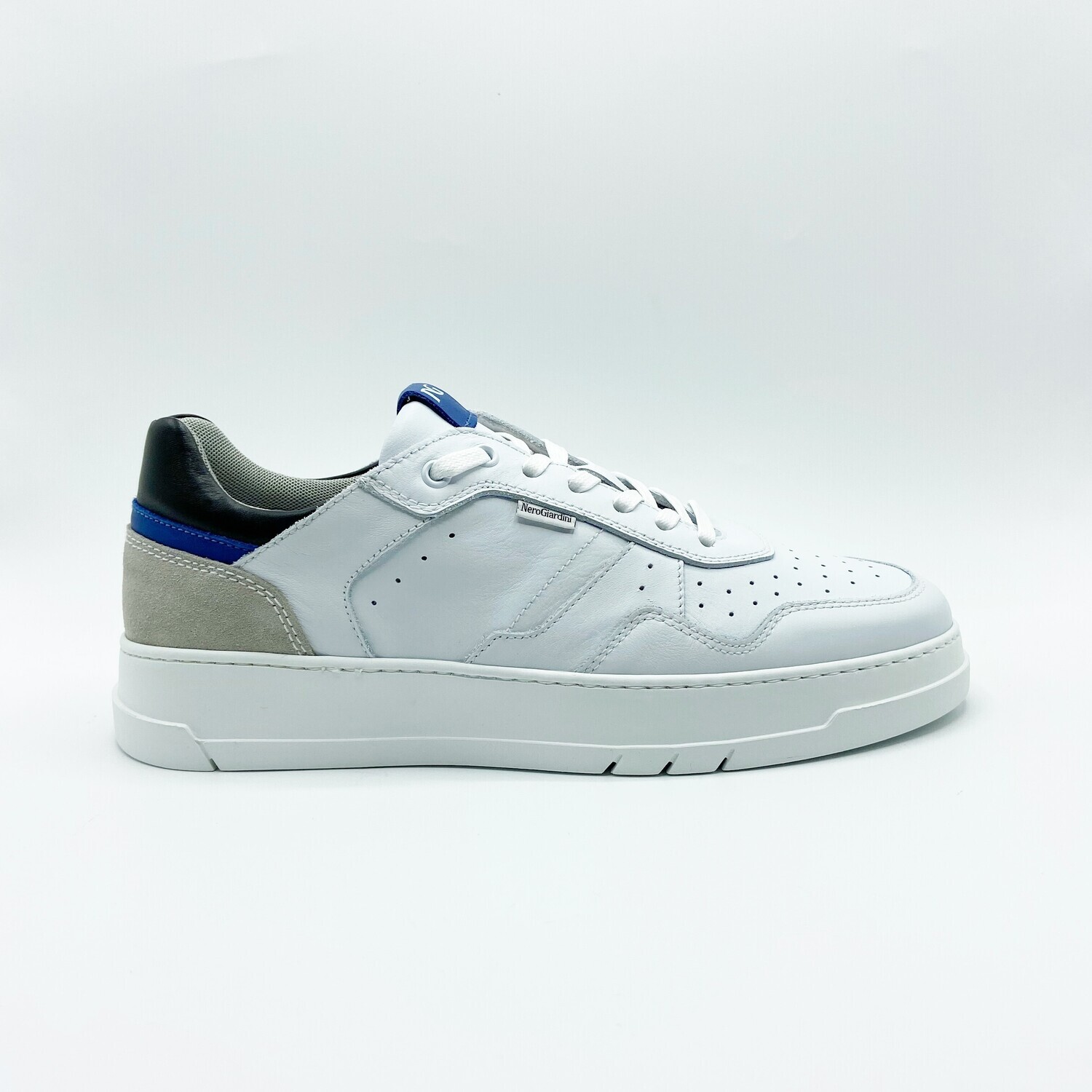 Sneakers Nero Giardini art.E202420U/707 colore bianco