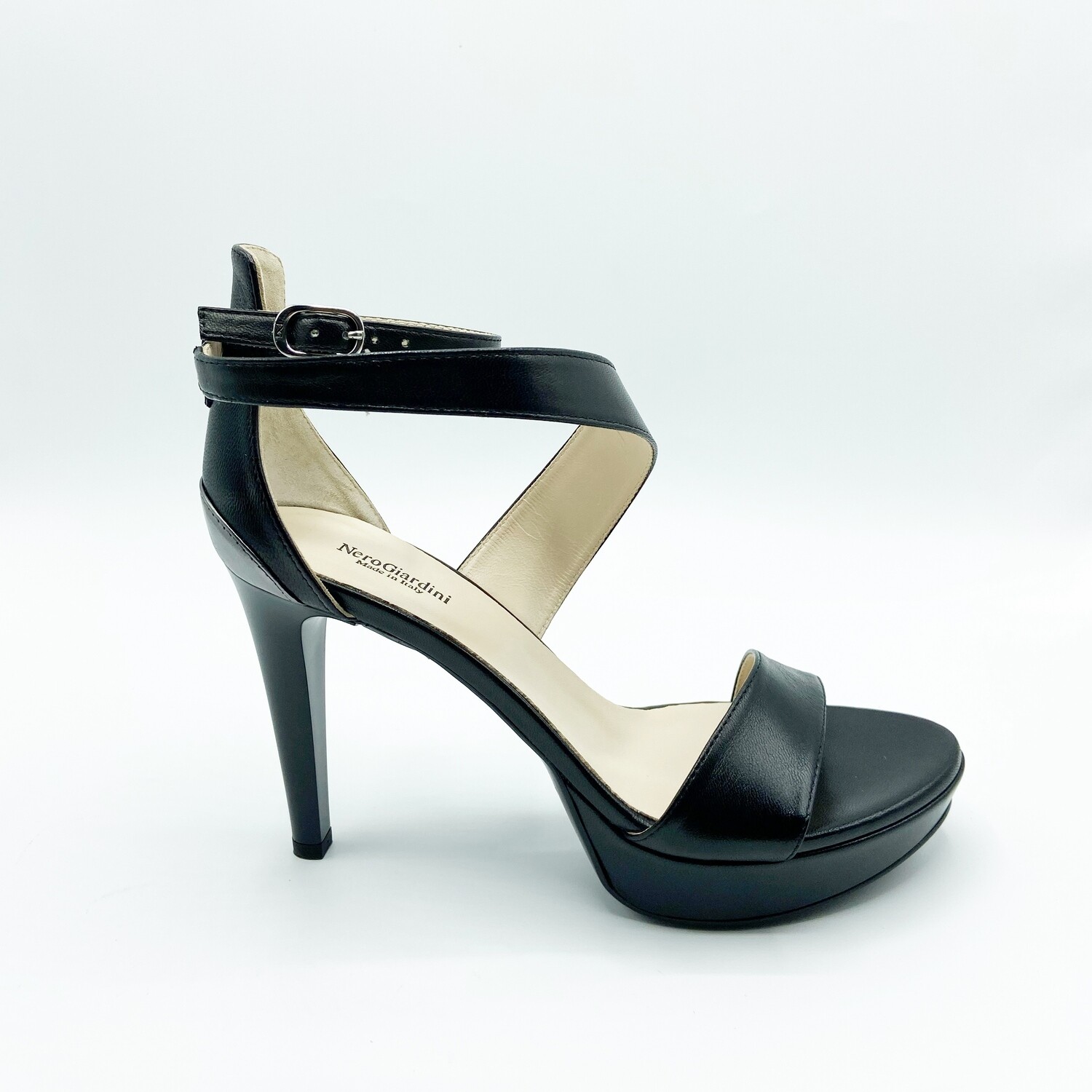 Sandalo Nero Giardini art.E012820DE/100 colore nero