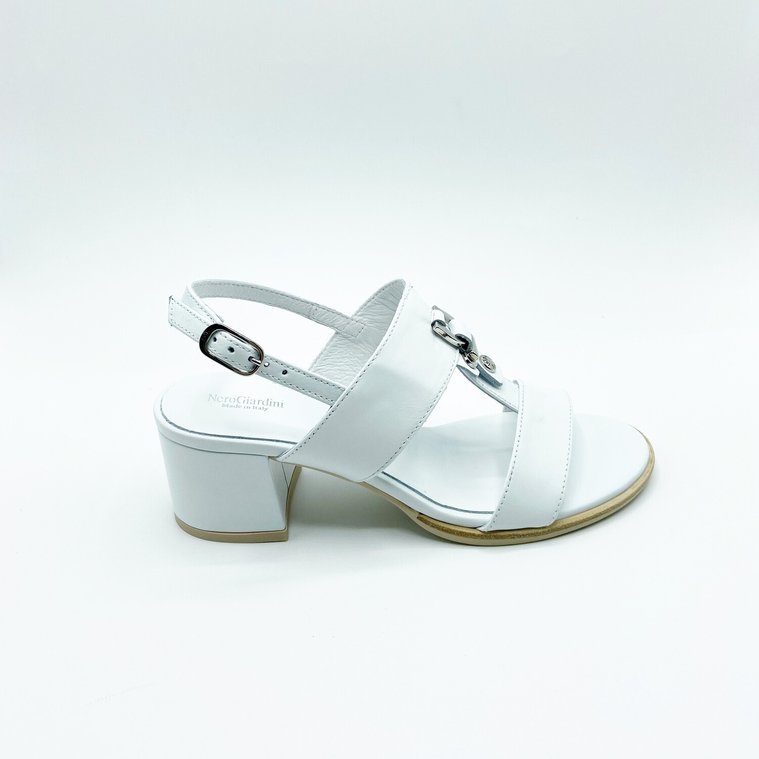 Sandalo Nero Giardini art.E012264D/707 colore bianco