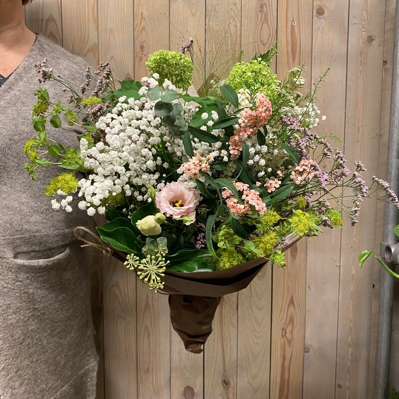 Luftig og små blomstret