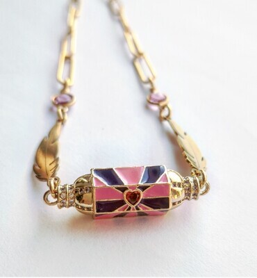 Lucky necklace pink