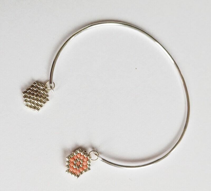 Sweet bee bracelet