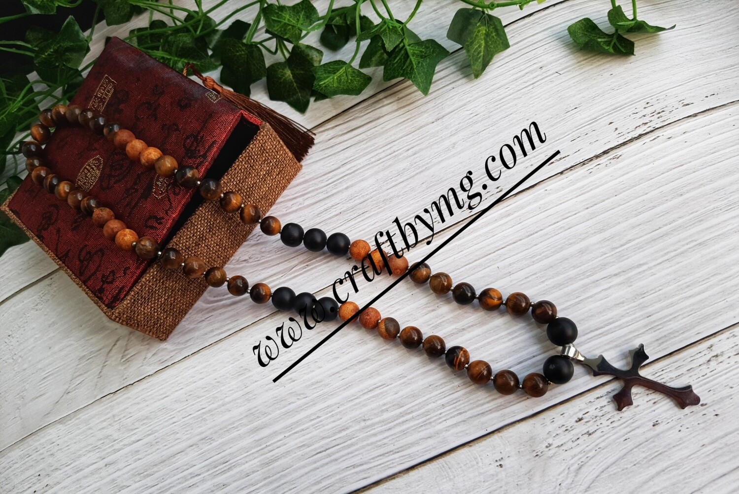 IFEANYI Gemstone Necklace (silver)