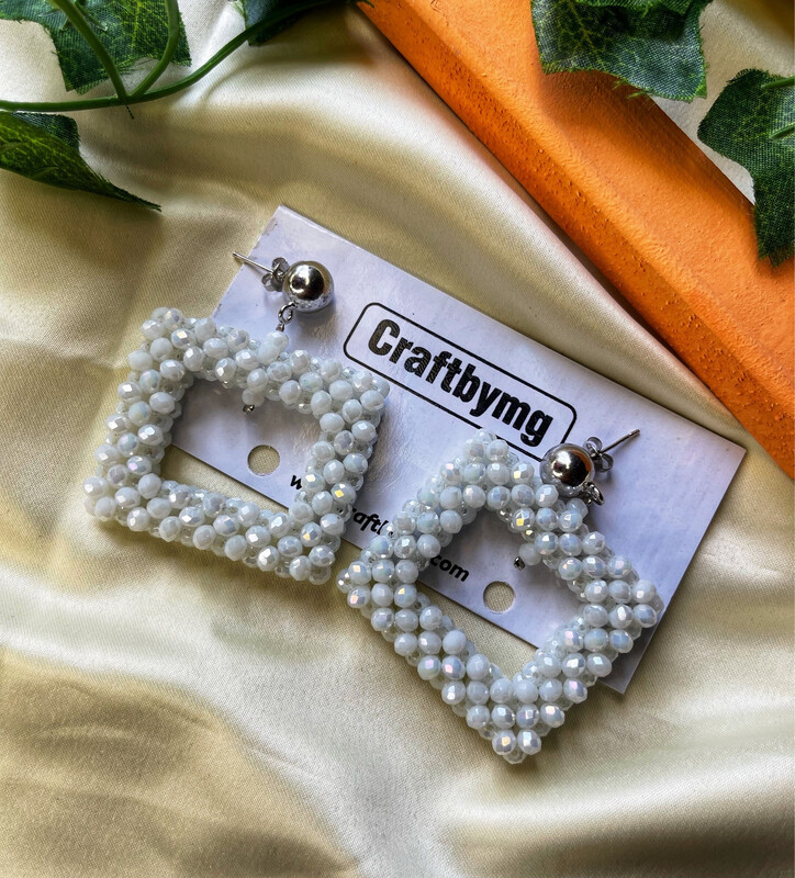 LOLA Crystal Earrings (Square)White 