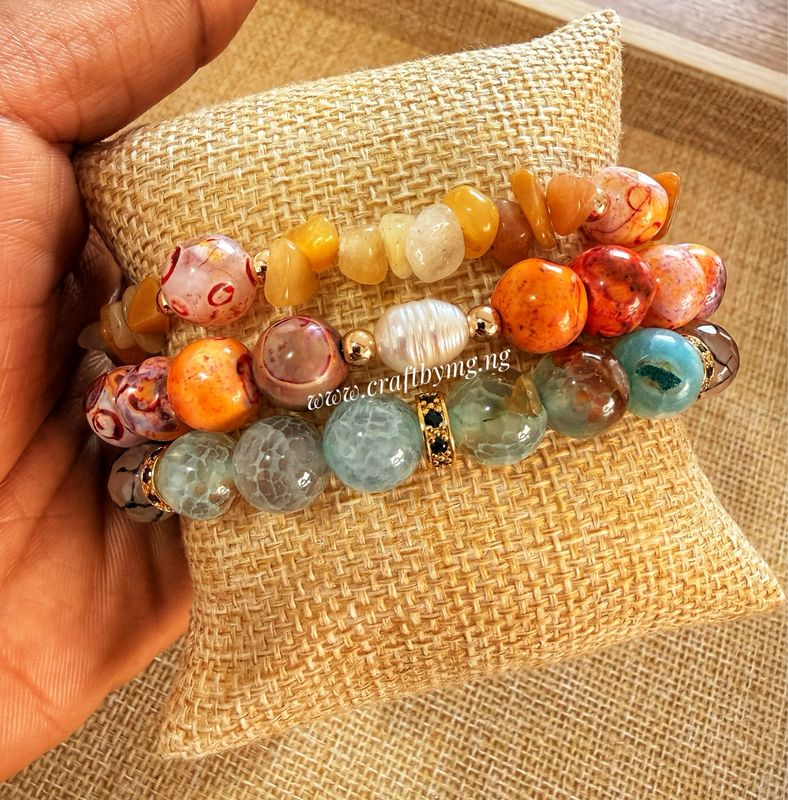 DIUTO Bracelet -3pieces As Seen In Pic