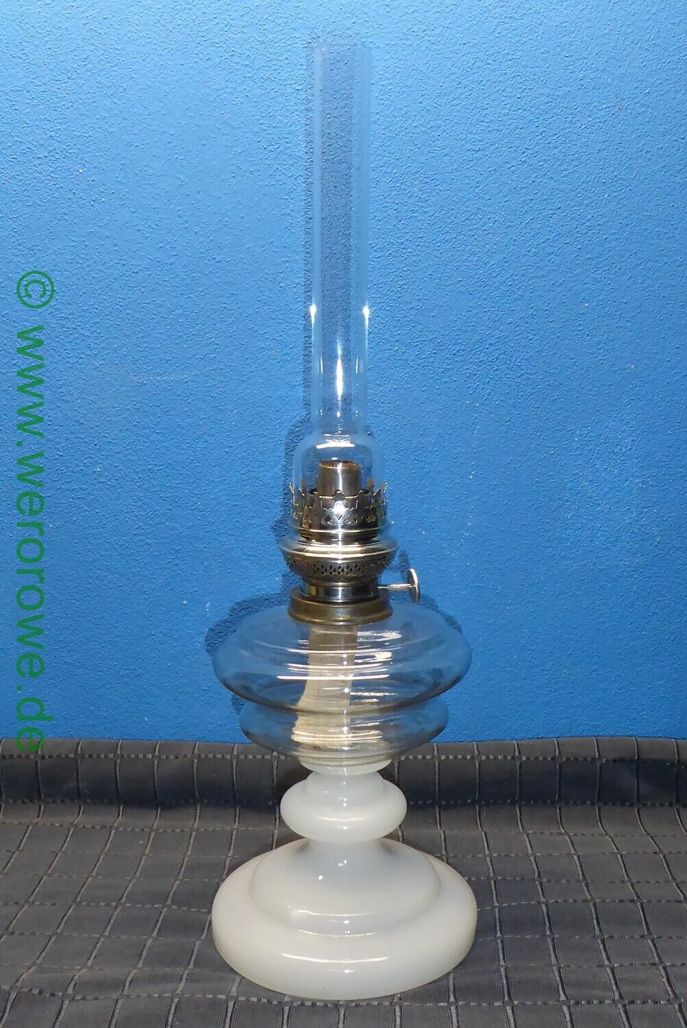 Alte Antike Petroleumlampe Petroleum Tischlampe Glas C.F. Kindermann & Co. Berlin