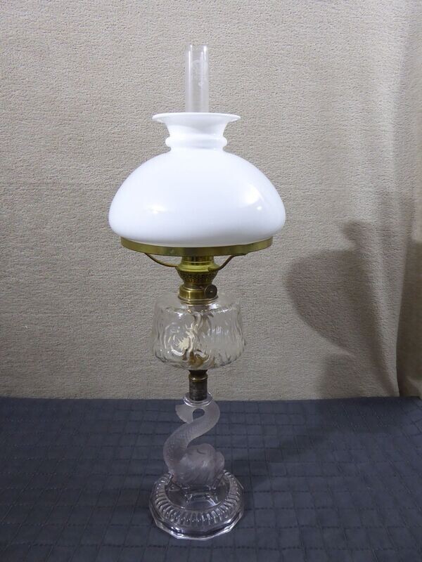 Baccarat France Petroleumlampe Petroleum Tischlampe Glaslampe Koi Karpfen Kristallglas