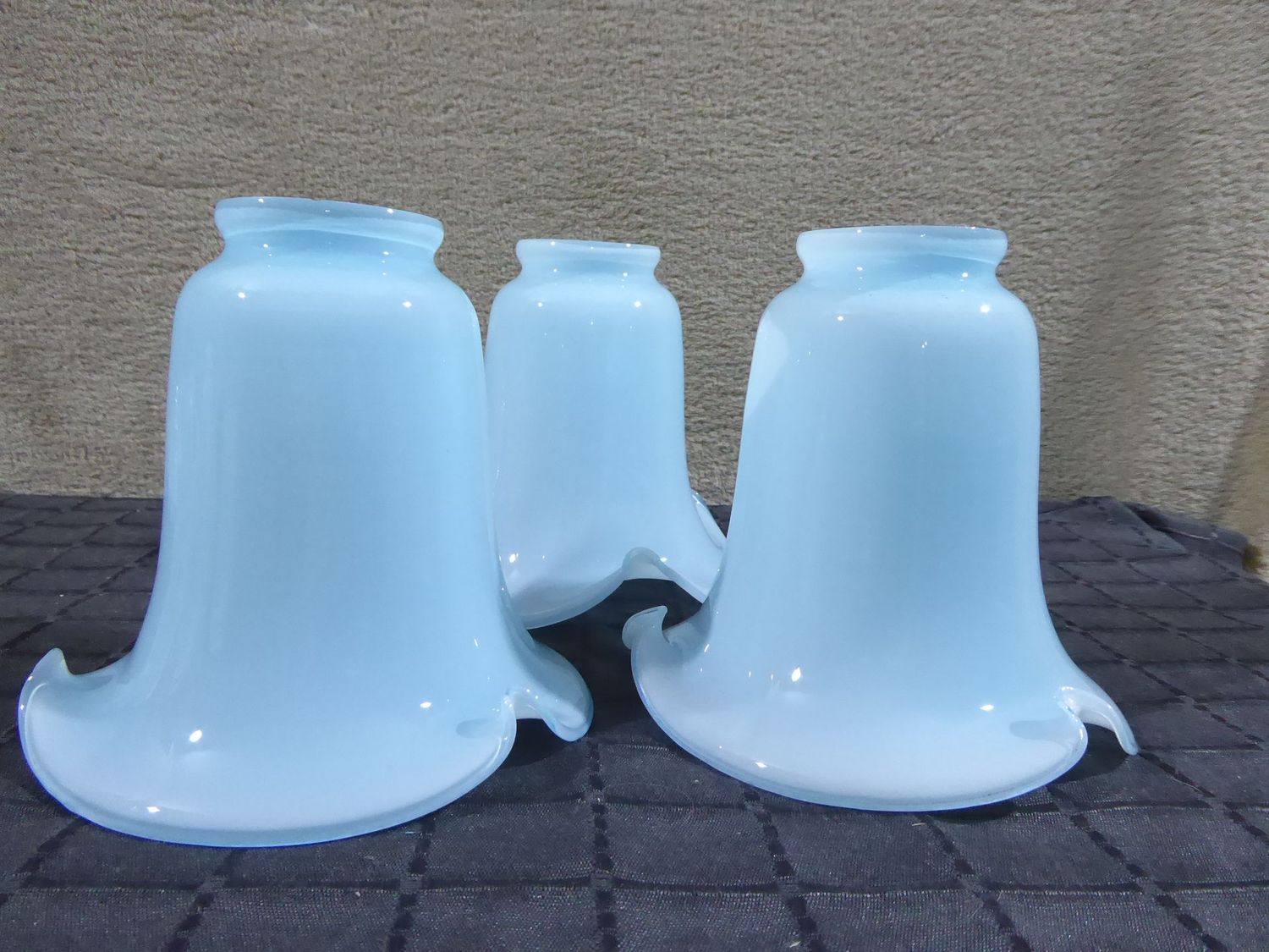 Glas Lampenschirm blau hellblau Tulpenglas Ersatzglas Lampenglas Glasschirm Tulpe