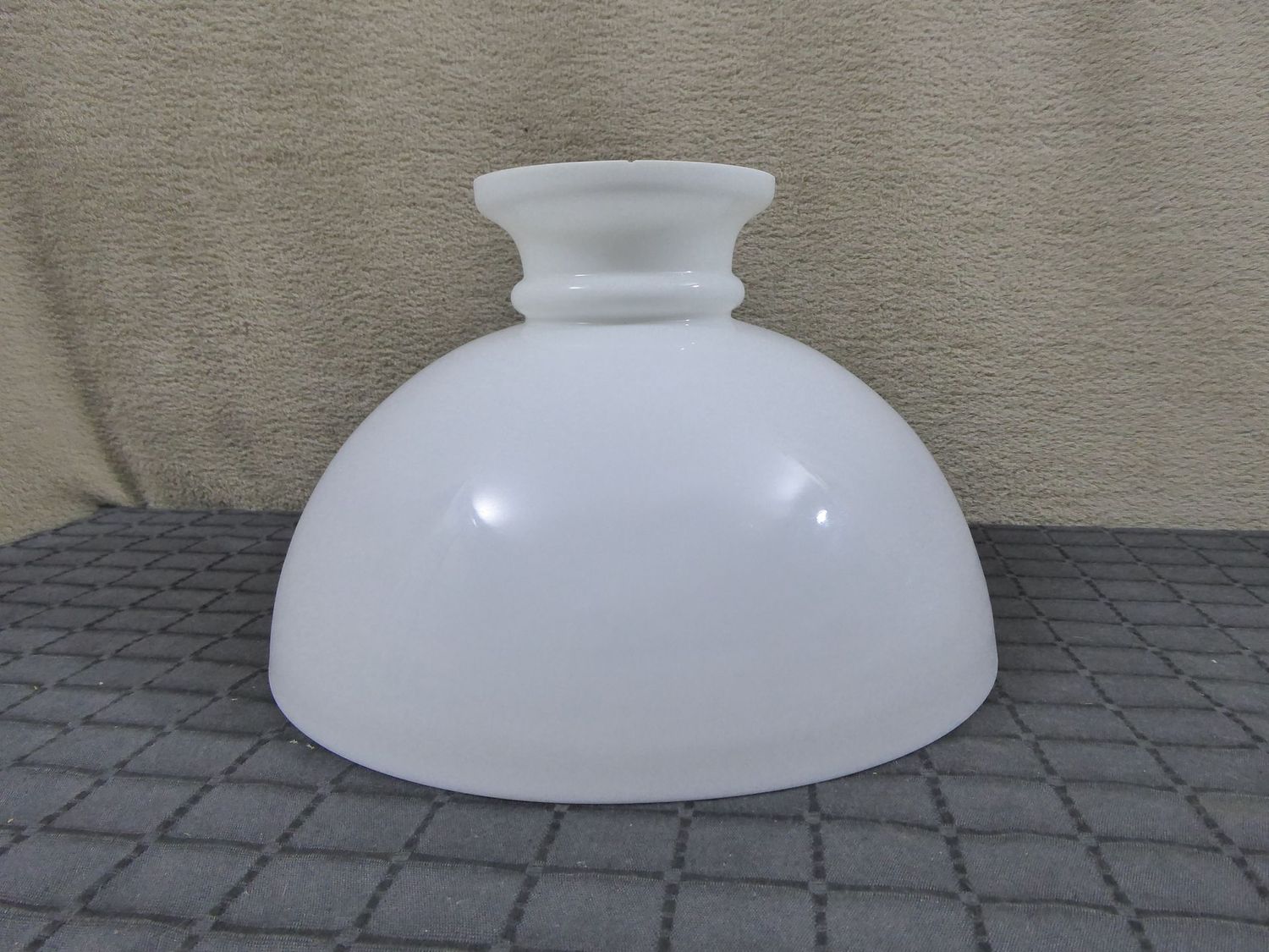 Glas Lampenschirm ø 308 mm Rochesterschirm Glasschirm Petroleumlampe Schirm Weiß Alt