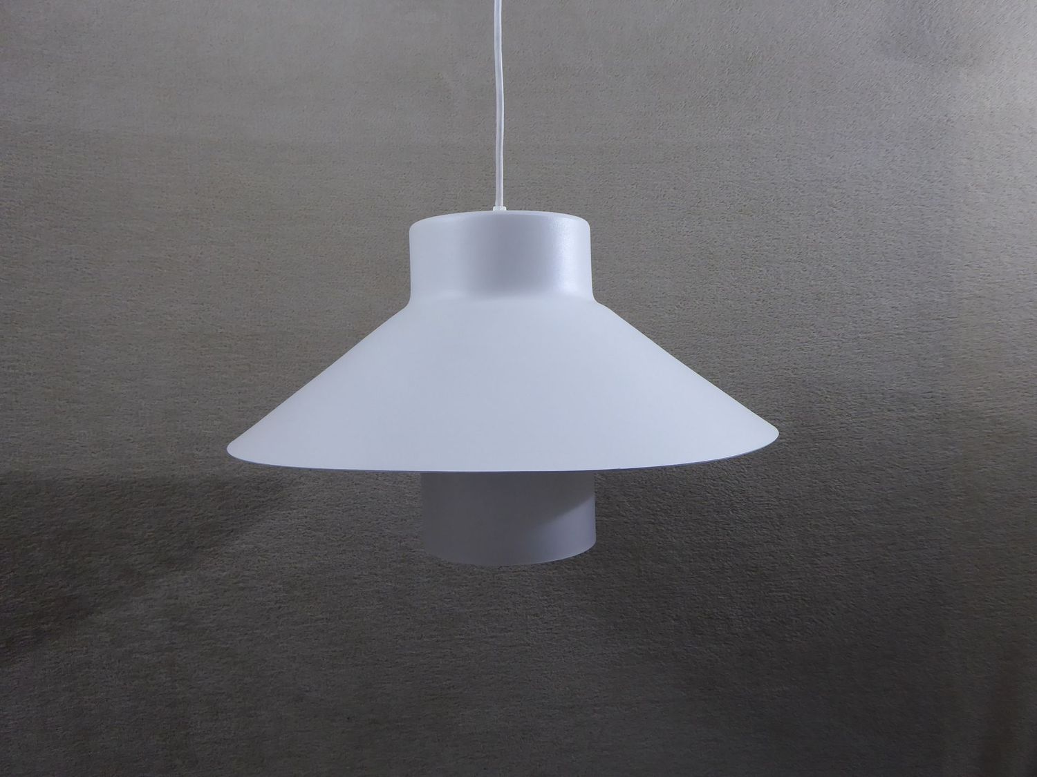 Vintage Ufo Lampe Grau Weiß Pendellampe Pendelleuchte Hängelampe Visierlampe IWS
