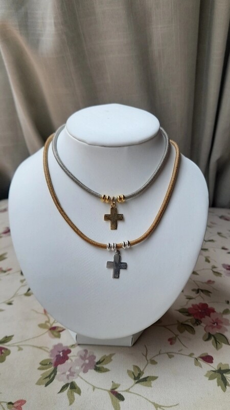 Collar CRUZ DE PLATA  