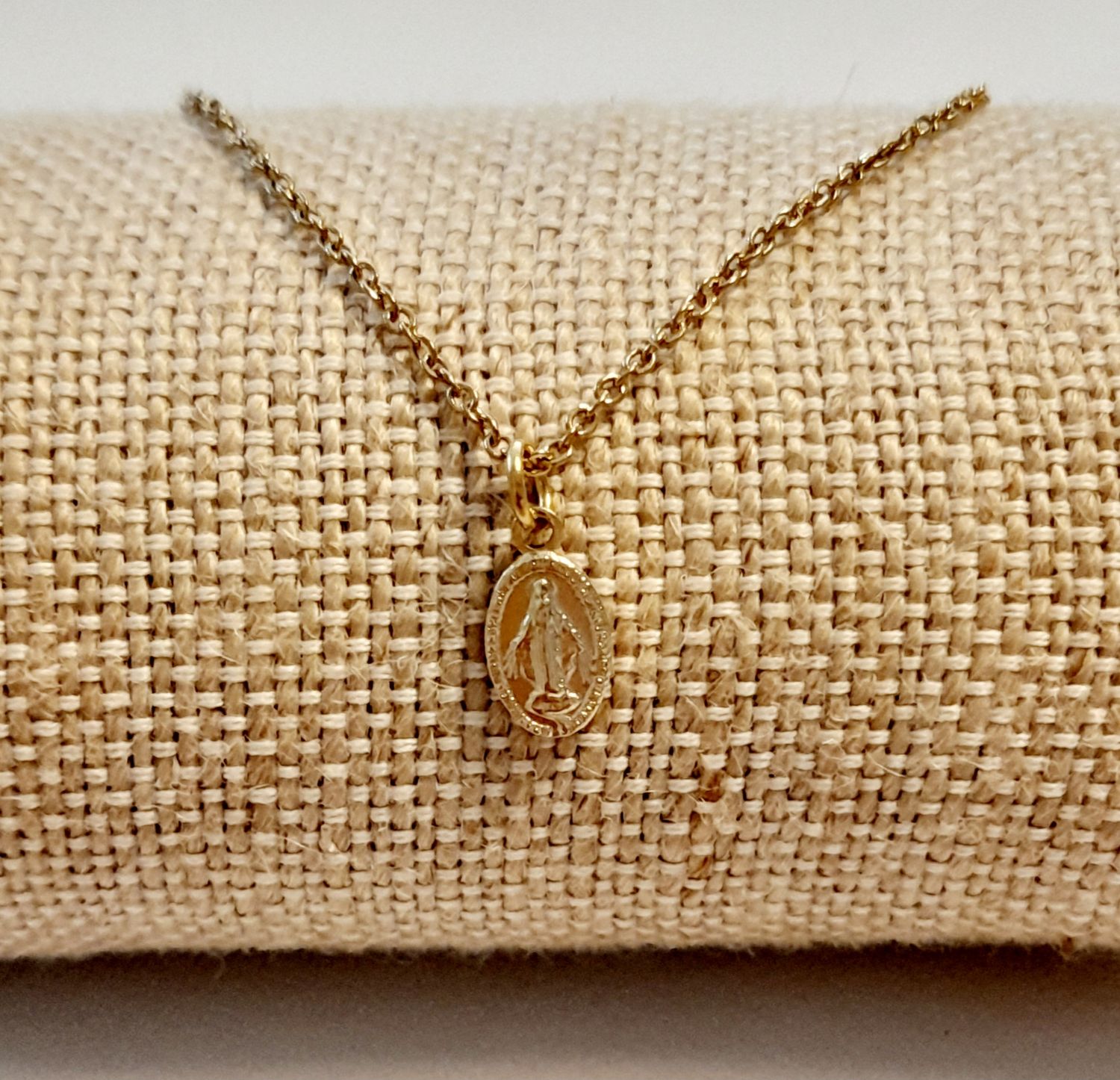 Collar Virgen Milagrosa