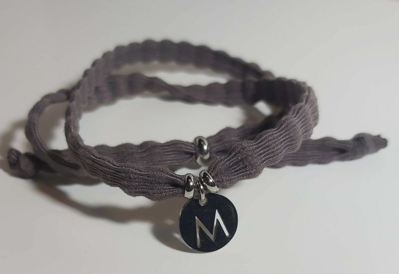 Collar ONDAS + INICIAL
