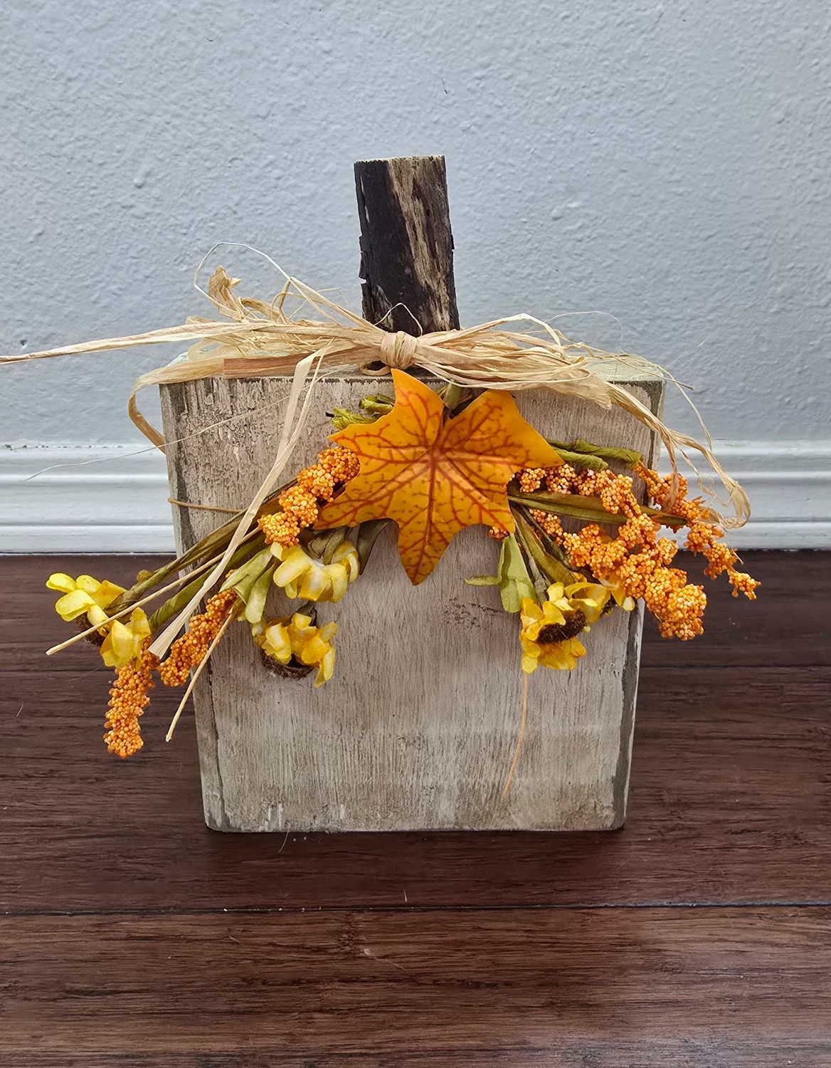 White Pumpkin - Middle Decor