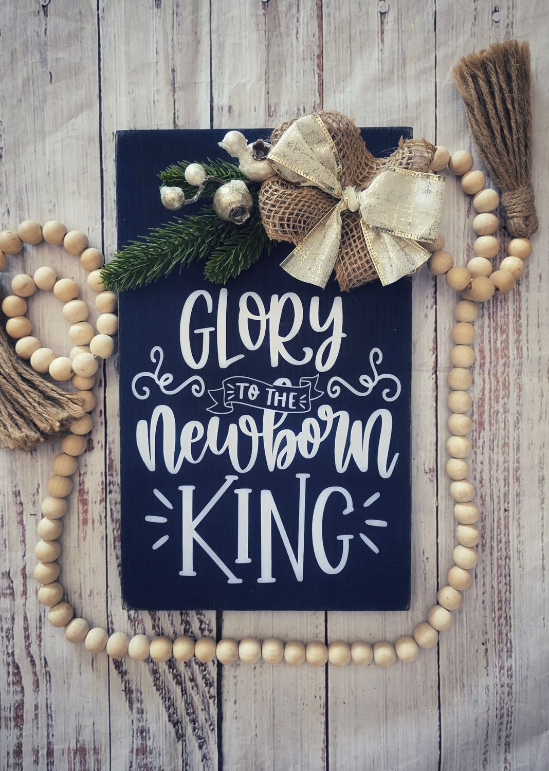 Glory to the Newborn King