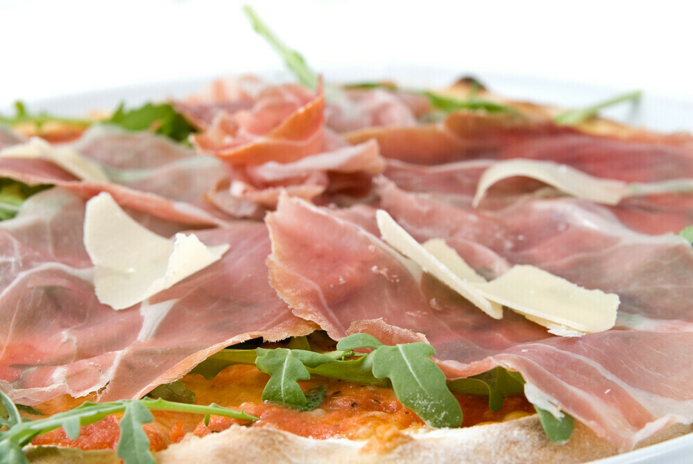 Pizza mit Vorderschinken